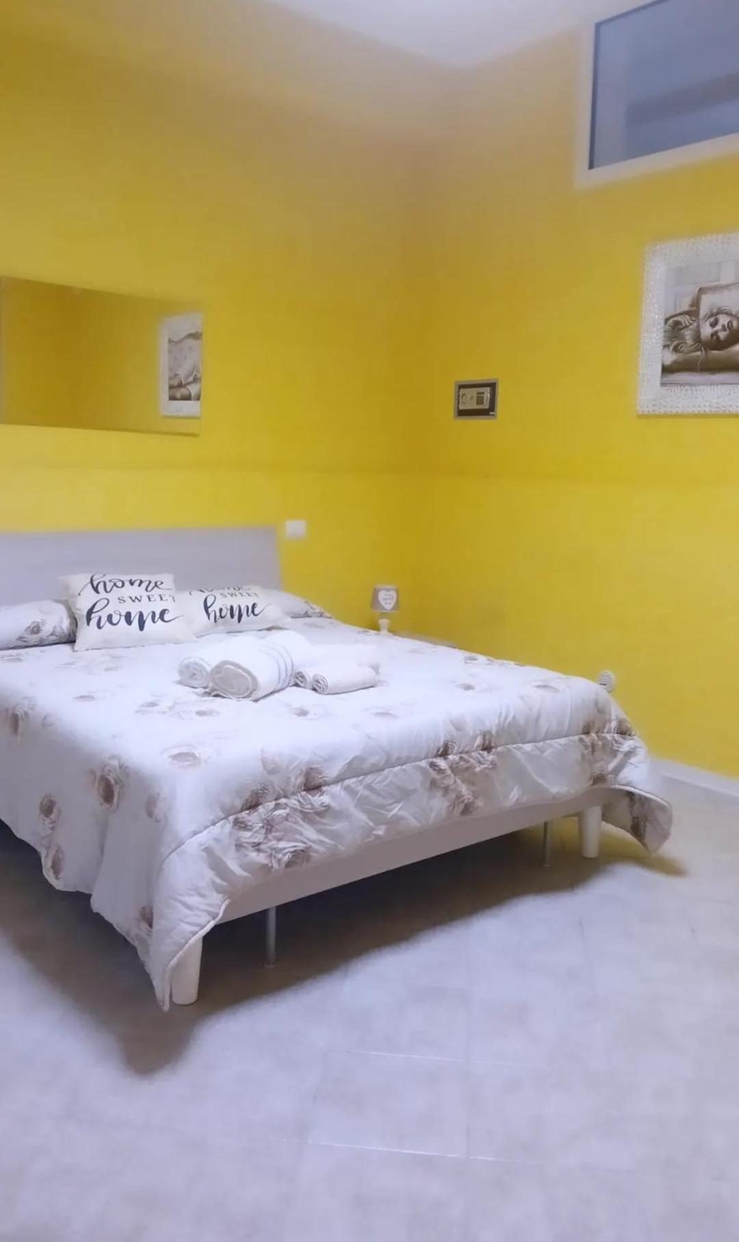 Villa Helios Barletta Buitenkant foto